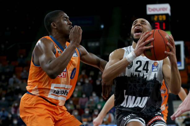 俄超传奇射 俄超传奇射